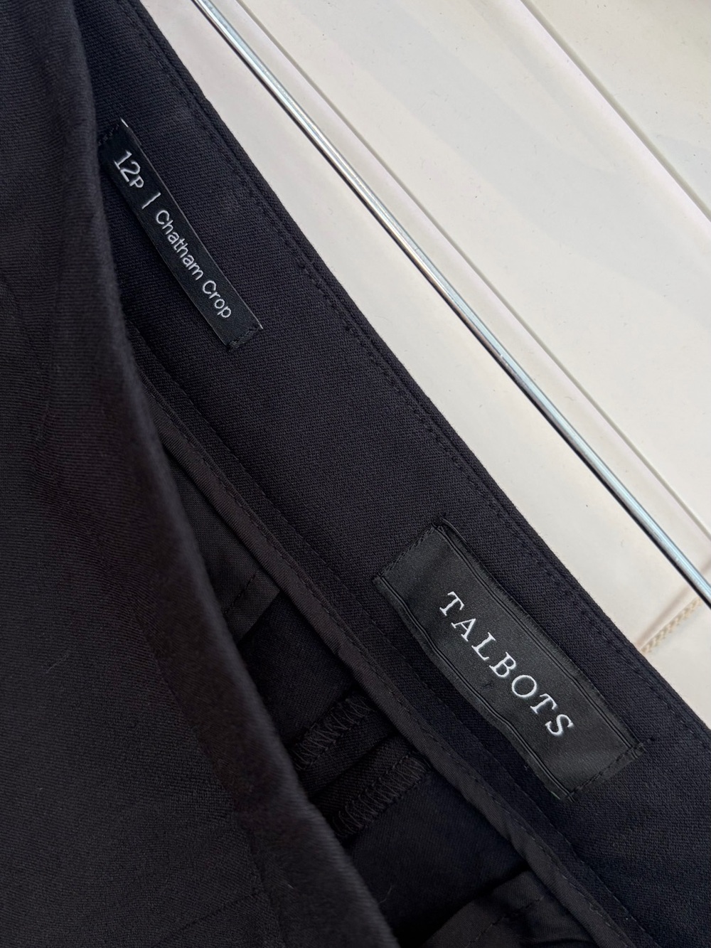 Talbots Black Chatham Scallop Hem Crop Pants - Picture 2 of 5